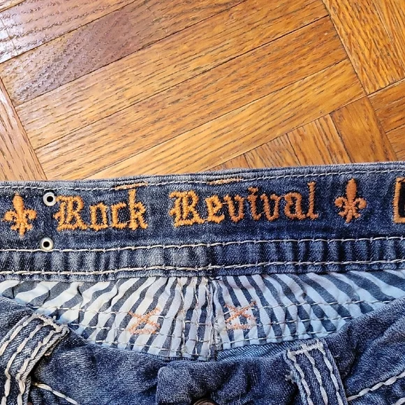 Rock Revival Scarlett Easy Crop Bootcut Denim Jeans Women's Size 29 - Picture 2 of 11
